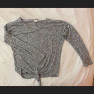 Long-sleeve soft tie waist tee in grey